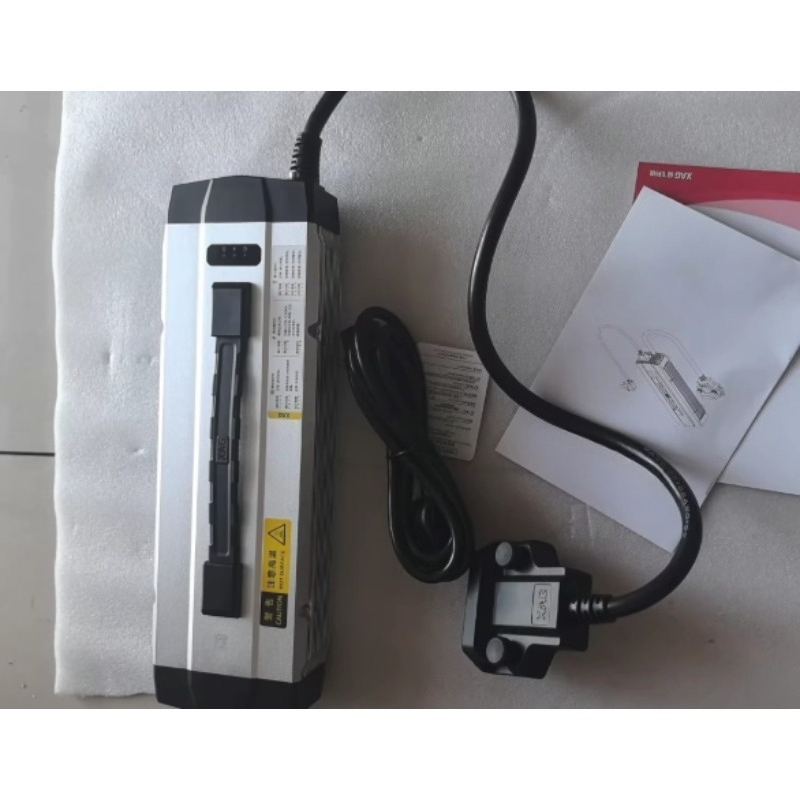 CM13600 Şarj Cihazı 21-25 yaş  - Drone Battery Charger incelemesi ve fiyatı